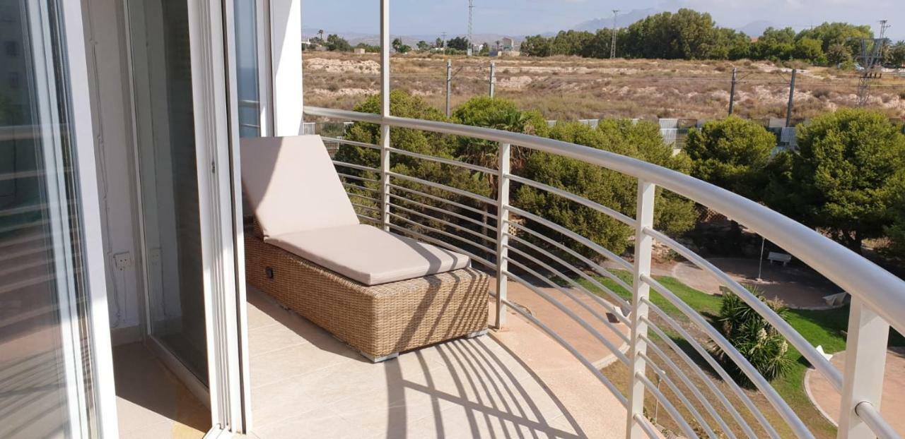 Atico Playa Muchavista - El Campello Apartman Alicante Kültér fotó